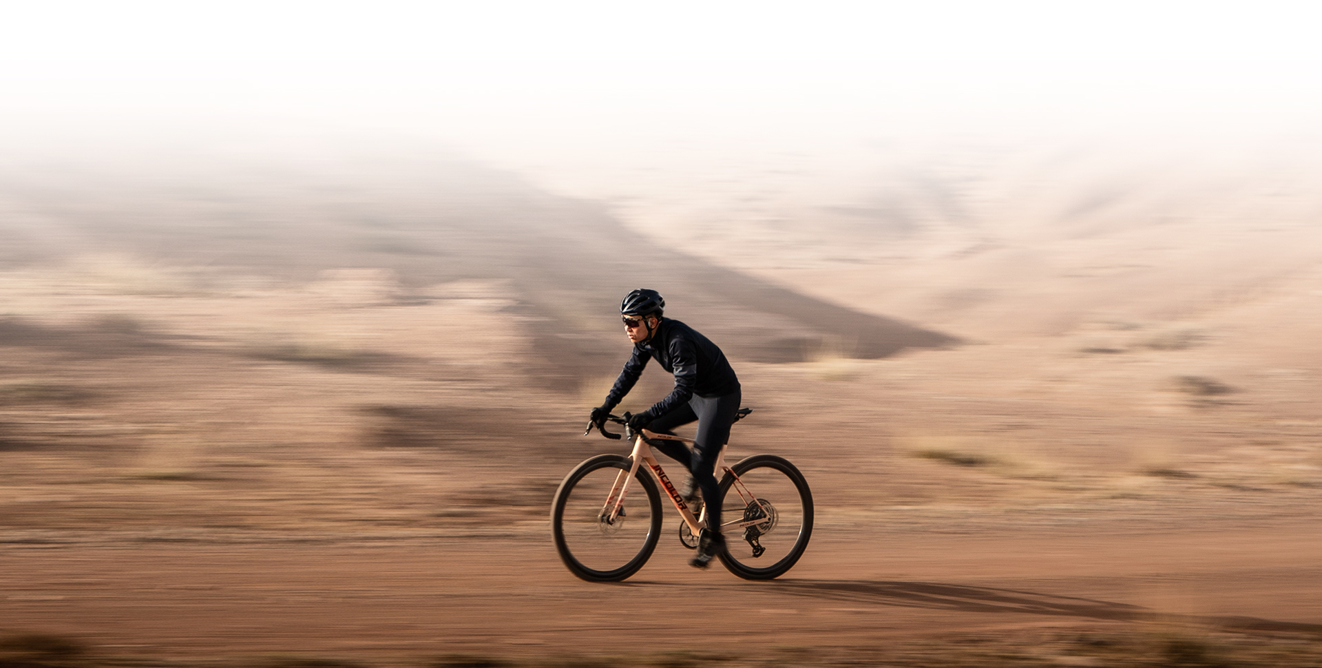 VOYAGER延续家族设计语言
在砾石车上重新演绎